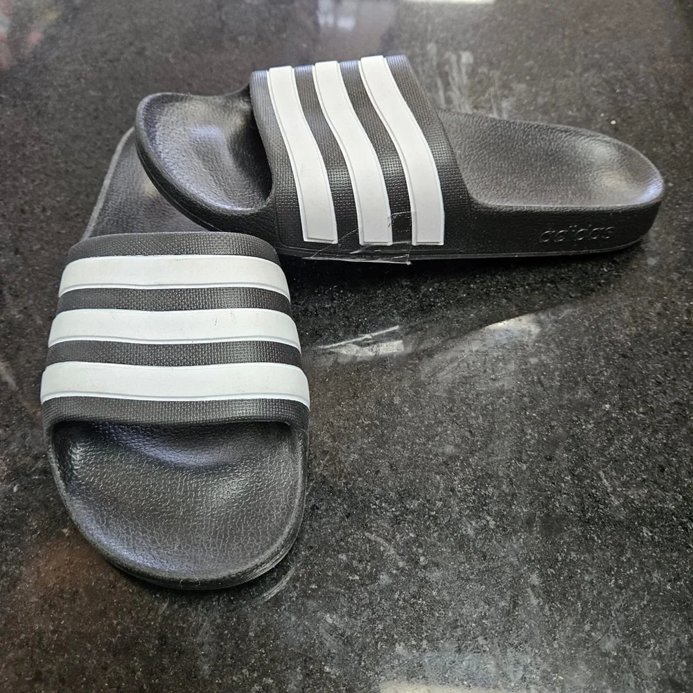 adidas sz slides